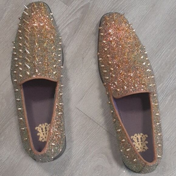 Gold spiked Royal Shoes - Picture 4 of 10